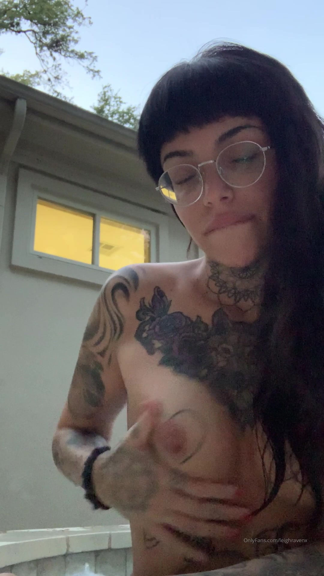 Leigh Raven OnlyFans sultry whore naughty with a vibrator