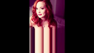 OUSweetheart Gorgeous queen jerking pussy on the street