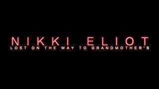 Nikki Eliot Nice lady massages vagina