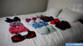 MissAlexaPearl Graceful slut fucks handle from the pan