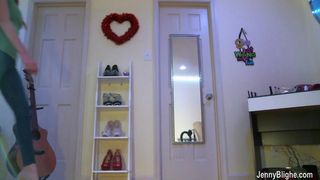 JennyBlighe Busty brunette sucks dildo