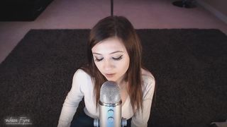 BlazeFyre Busty blonde hot jerks off her cunt