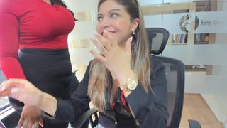 is_aprilkepner luxurious slut fucks shaved cunt