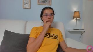 lilicarter_ Curvy lady