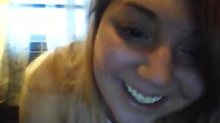 jennifur88 busty lady masturbates the front cap with a sex toy