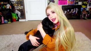 goldengoddessxxx lush ass shows its shape