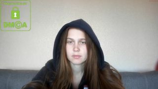 wild_kitti overall handjob