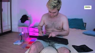 vikatreason naughty bitch delivers orgasm sex toys