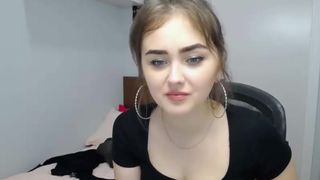 silvia_ami hot lady plants hand in anus