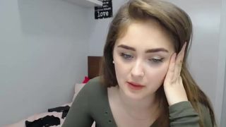 silvia_ami charming bitch jerks pussy and cums