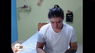 paulas_room  beauty fucks her holes with dildos