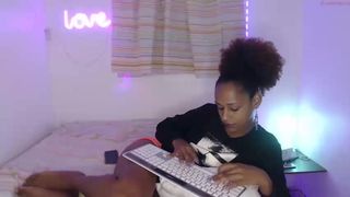 lotus  crazy queen gently pulls the vagina