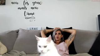 framboise6  bitch in stockings gets squirt