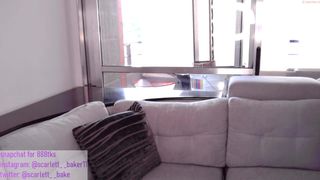 scarlett__baker  naughty brunette seduces with big booty