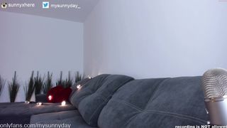 mysunnyday  petite hottie passionately jerks off her cunt