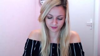 mia_liv  Black-haired mare