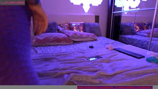 kimmie_  greedily fucks her pussy