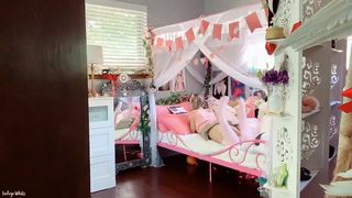 indigo white my ex girlfriend watches hentai