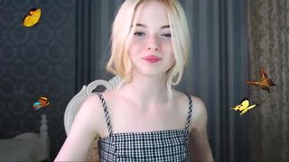 penelopa exciting bitch dancing in underwear