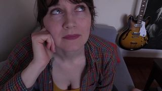 bettie_bondage pretty mare fucked by sex machine