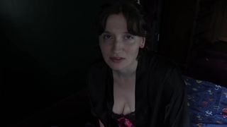 bettie_bondage crazy bitch fucks herself with fingers