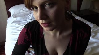 bettie_bondage spectacular skin cleaves the vagina with a large dildo