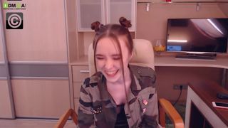 jess_peach_pie amazing pussy sucking on pussy