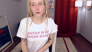 annjays vicious quill chatting in free chat