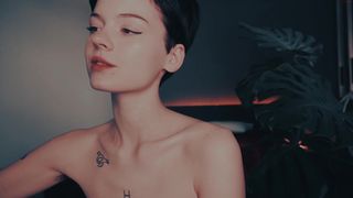 tamagochi_gf naughty passion pulls pussy