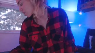 nikiskyler_ dancing without panties