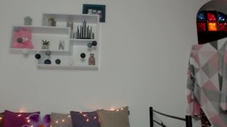 little_flower_ Obstinate beauty