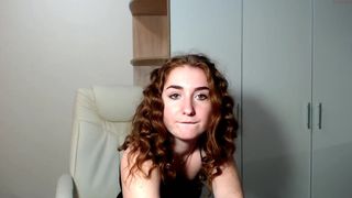 curlycutie19 Wonderful bitch