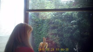 Doris Dawn greedily fucks her pussy