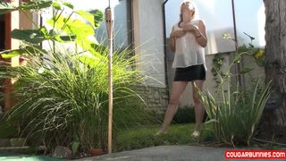 Doris Dawn Charming hottie