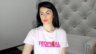 queenrannya young girl masturbates lips sex