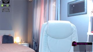 anyarayne cute bitch massaging pussy