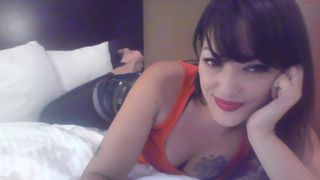 hiclasshoodrat707 chick eagerly absorbs dildo