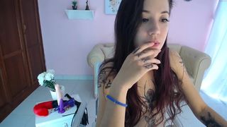 chloe_savage_ beautiful female strips and jerks off