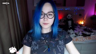 blue_mooncat webcam vids January 2020