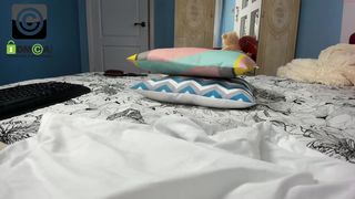 arinamir luxury sluts jerking off