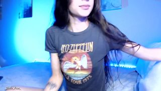 _stella_rose_ cute wench pulls vagina with phallus