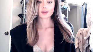 bijoux__blue bitch cums