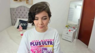 1genesis radiant takes off her panties