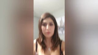 brooke woods incendiary bitch is naughty at the pool