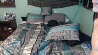 chainsawkittehh whore babe masturbates shaved pussy