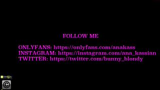 bunnyblondy buxom plays with long dildo