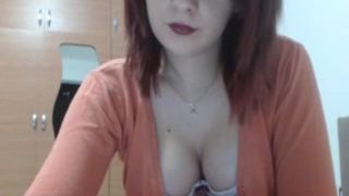 giuliaaaa mature babe jerks both holes