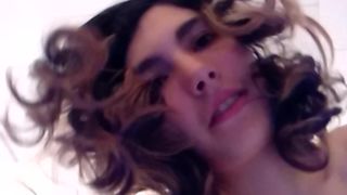 annabelle bestia significant slut caresses sex lips