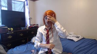 annabelle bestia rubs and fucks her pussy