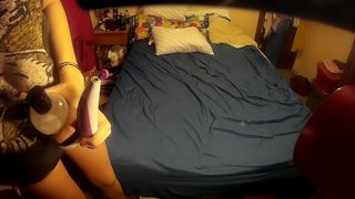 annabelle bestia super chicula jerks off